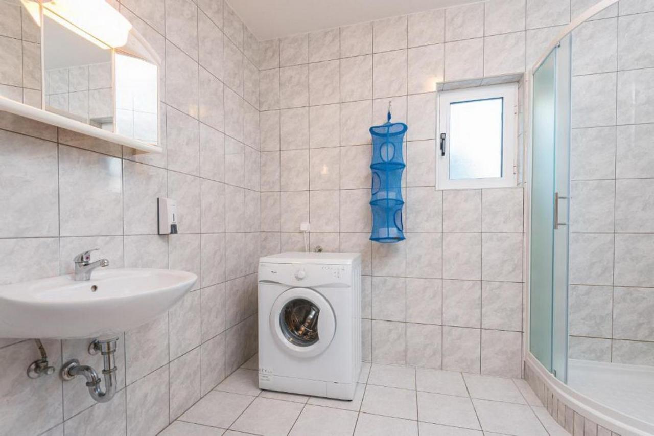 Apartments Maestral أوروبيتش المظهر الخارجي الصورة