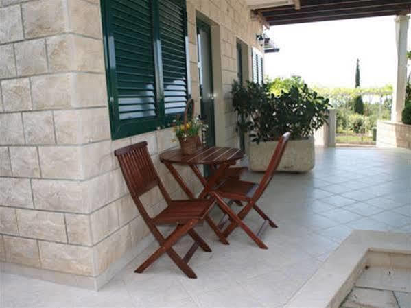Apartments Maestral أوروبيتش المظهر الخارجي الصورة