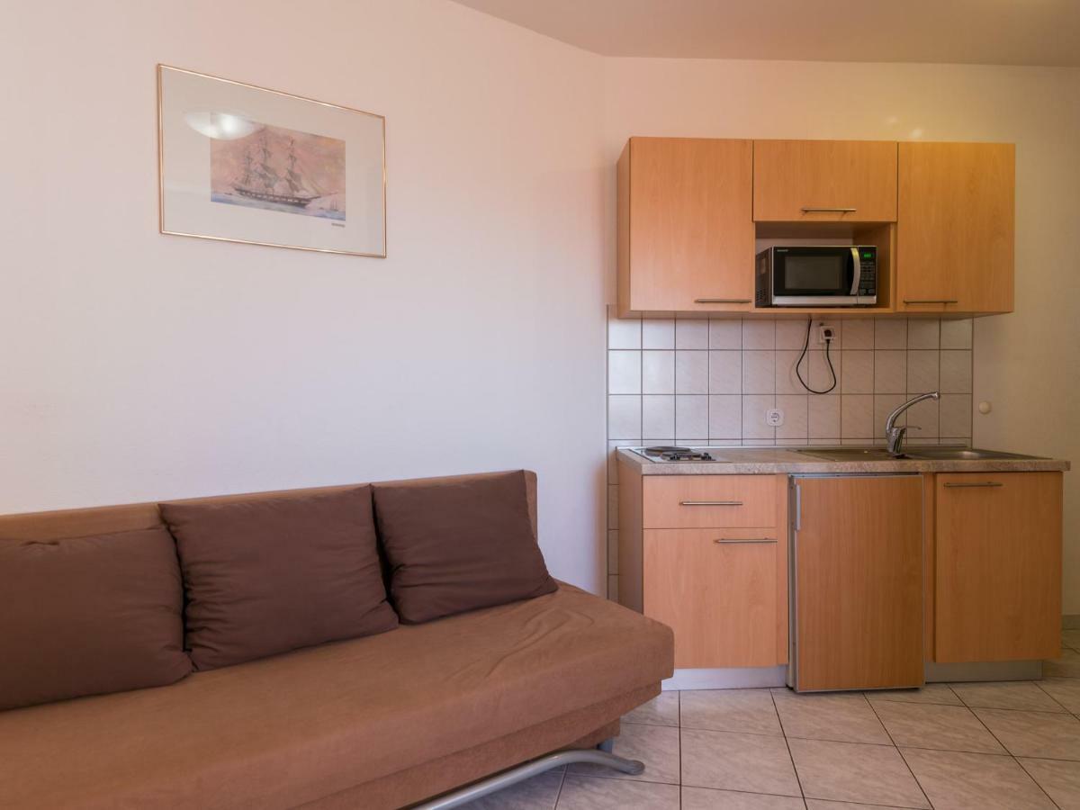 Apartments Maestral أوروبيتش المظهر الخارجي الصورة